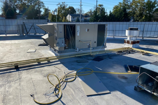 Rooftop mini split system cleaning in New Jersey enhances HVAC performance for local businesses Rooftop mini split system cleaning in New Jersey enhances HVAC performance for local businesses