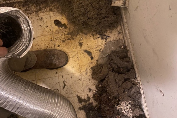 Bathroom vent cleaning process in New Jersey reveals significant debris accumulation and potential hazards Bathroom vent cleaning process in New Jersey reveals significant debris accumulation and potential hazards